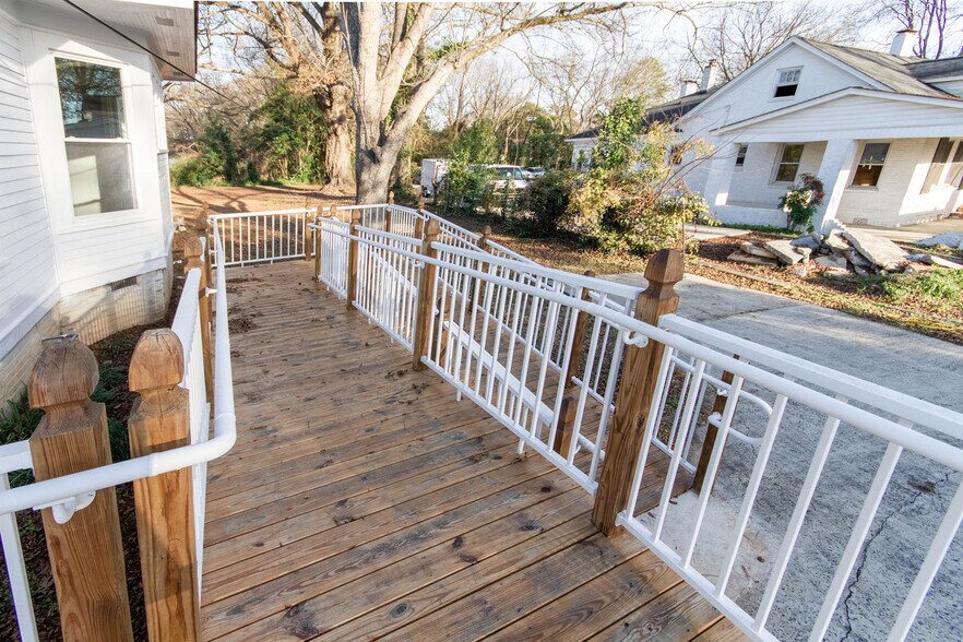 More Photos Of 1530 Ebenezer Rd, Rock Hill Office For Sale