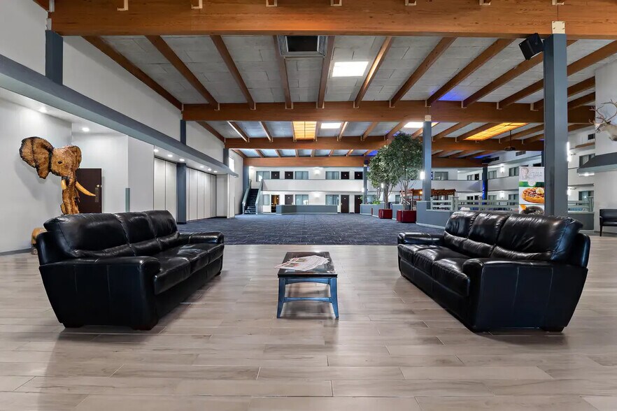 More Photos Of 300 S Highway 13, Craig Hotel For Sale
