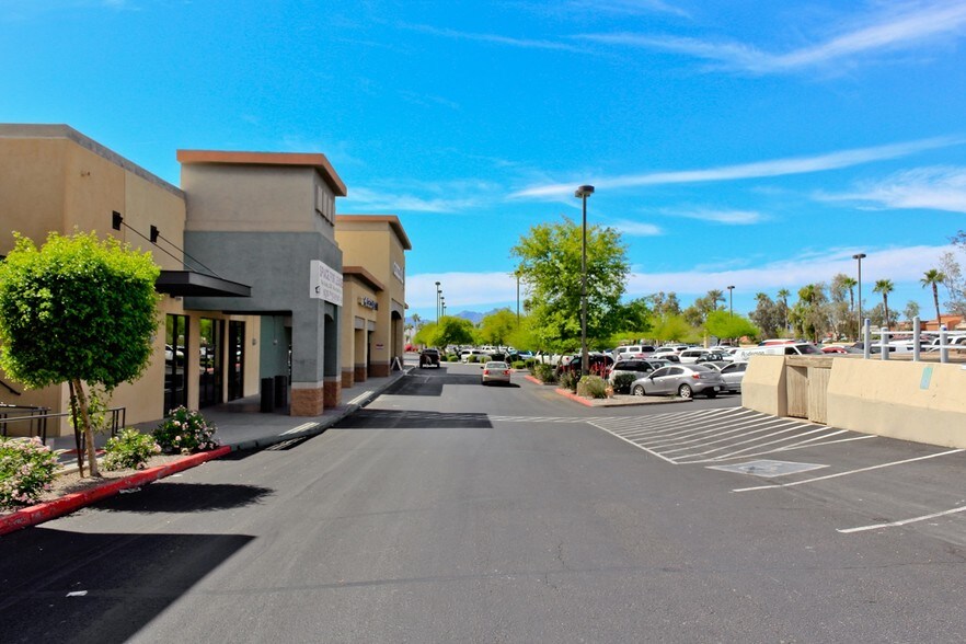 Primary Photo Of 1990 McCulloch Blvd N, Lake Havasu City Freestanding For Lease