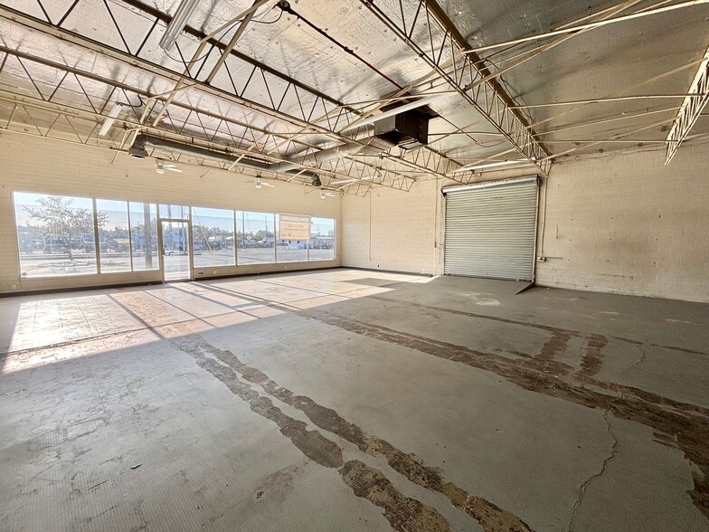 More Photos Of 3390-3424 S Market St, Redding Industrial For Lease