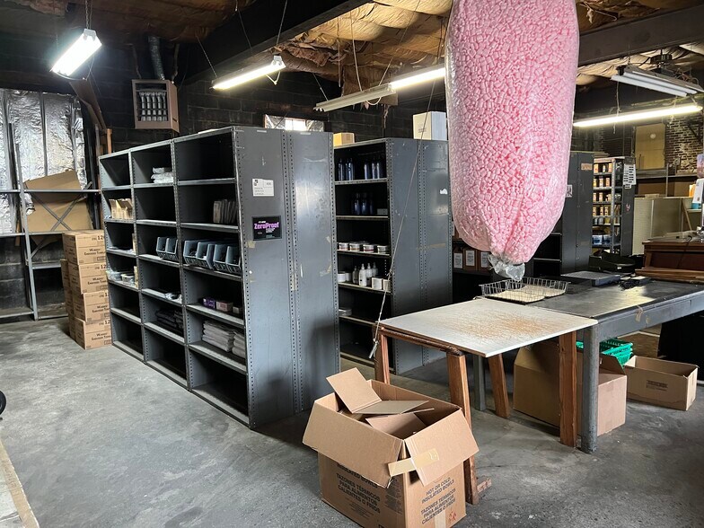 More Photos Of 665-667 W Market St, York Storefront Retail Residential For Sale