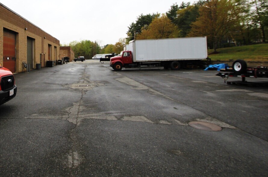 More Photos Of 83 Alexander Rd, Billerica Industrial For Sale