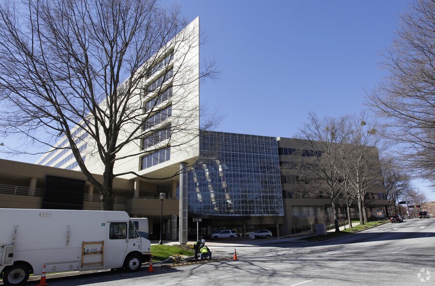 More Photos Of 220 N Main St, Greenville Office For Lease