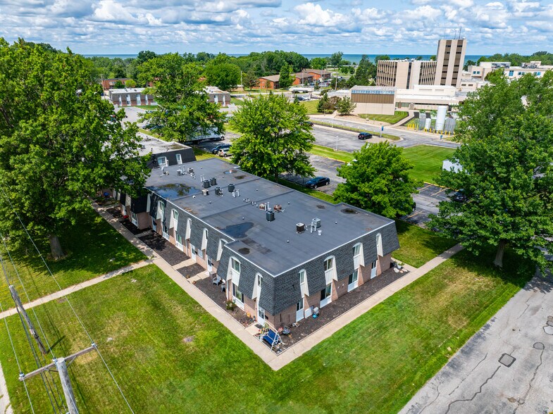 More Photos Of 5510 Beavercrest Dr, Lorain Apartments For Sale