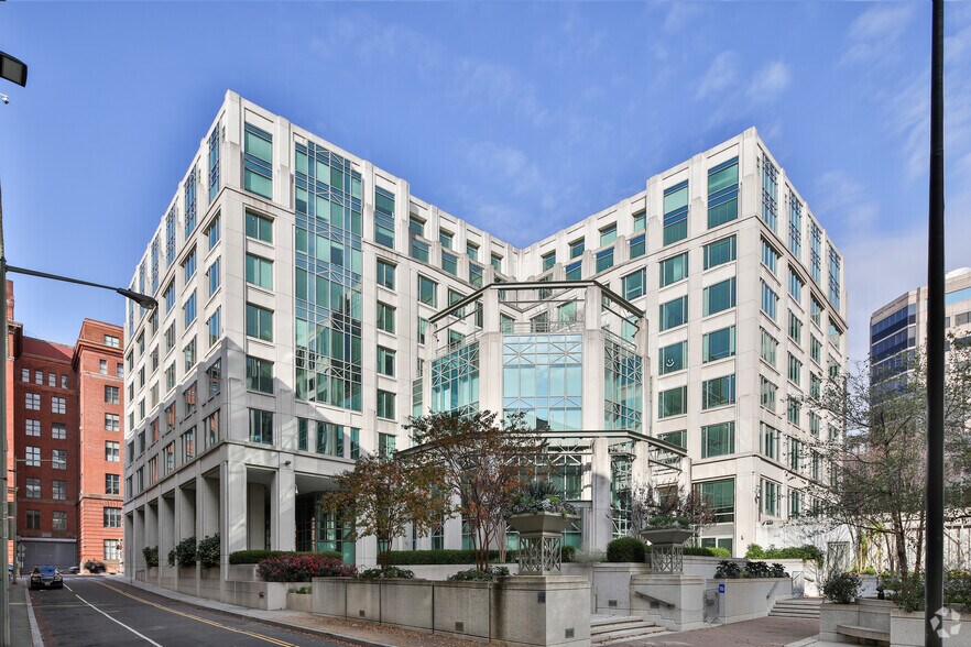More Photos Of 777 N Capitol St NE, Washington Office Residential For Lease