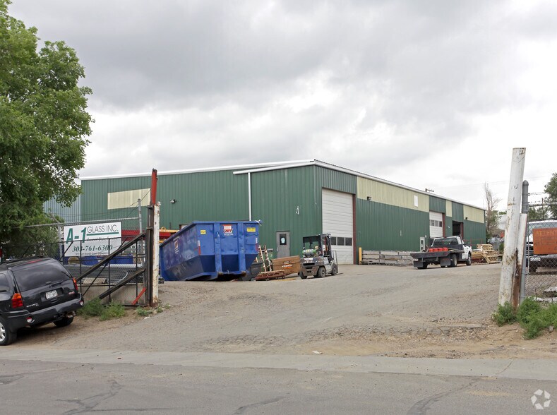 More Photos Of 3070 S Wyandot St, Englewood Warehouse For Lease