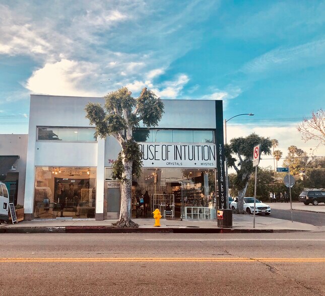 More Photos Of 7449-7451 Melrose Ave, Los Angeles Office For Sale