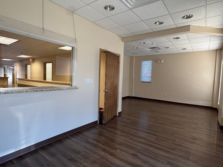 More Photos Of 4006-4012 N Florida Ave, Tampa Medical For Sale