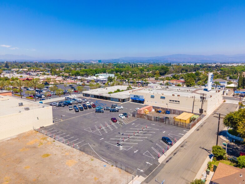 More Photos Of 1820 Main st, Santa Ana Land For Sale