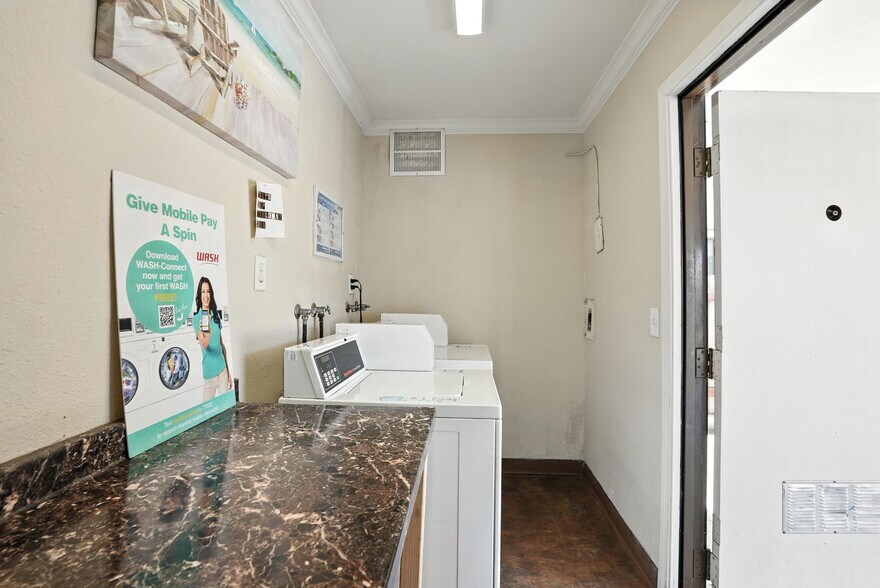 More Photos Of 800 Emory St, Imperial Beach Apartments For Sale