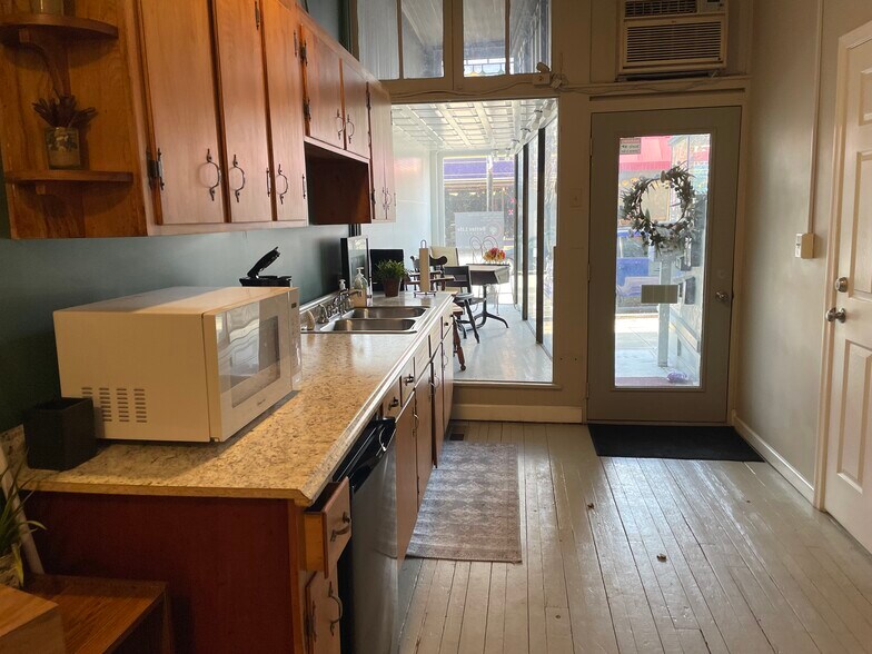 More Photos Of 254 Locust St, Columbia Coworking Space
