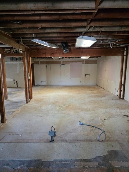 More Photos Of 17523 Crenshaw Blvd, Torrance Medical For Sale