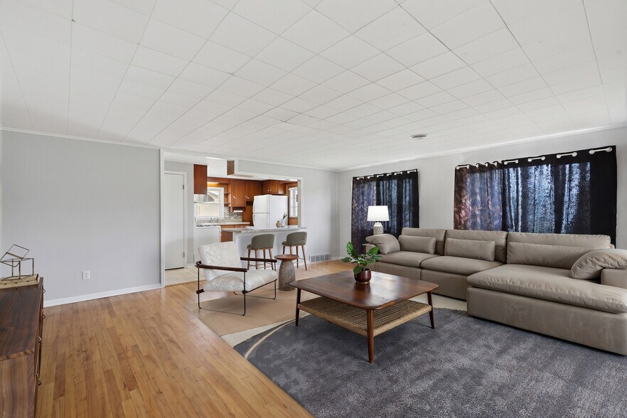 More Photos Of 23589-23593 Van Born Rd, Taylor Freestanding For Sale