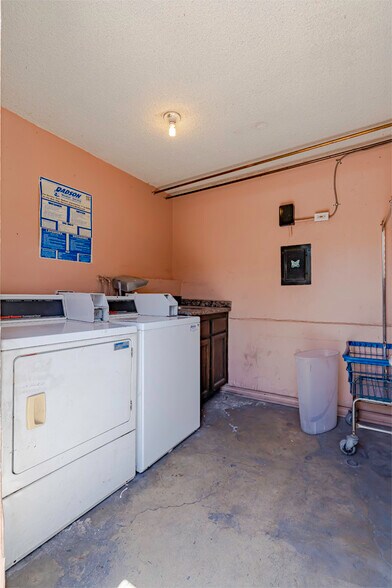 More Photos Of 741 S Hobart Blvd, Los Angeles Apartments For Sale