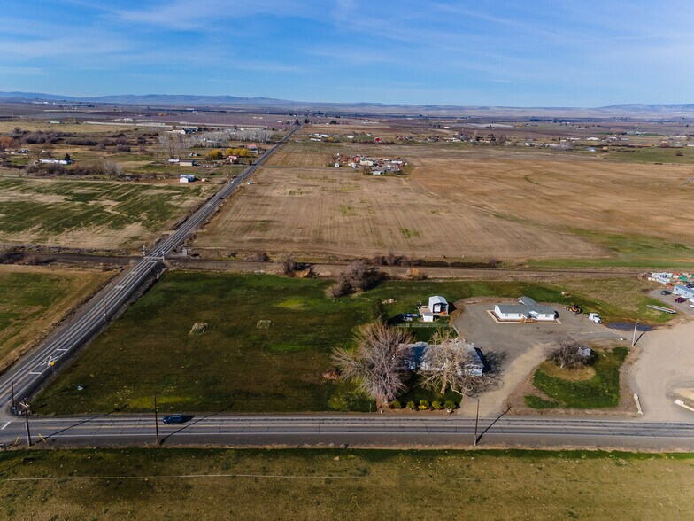 More Photos Of 139802 W Johnson Rd, Prosser Industrial For Sale
