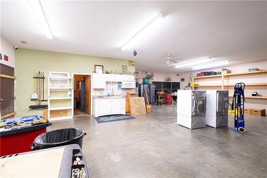 More Photos Of 3619 Messanie St, Saint Joseph Storefront Retail Office For Sale