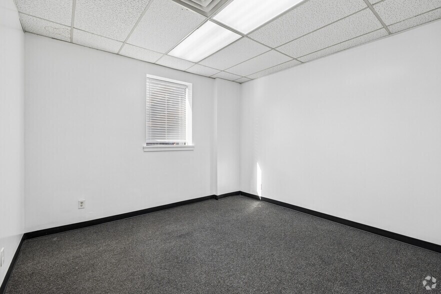 More Photos Of 131 Main St, Hackensack Office For Lease