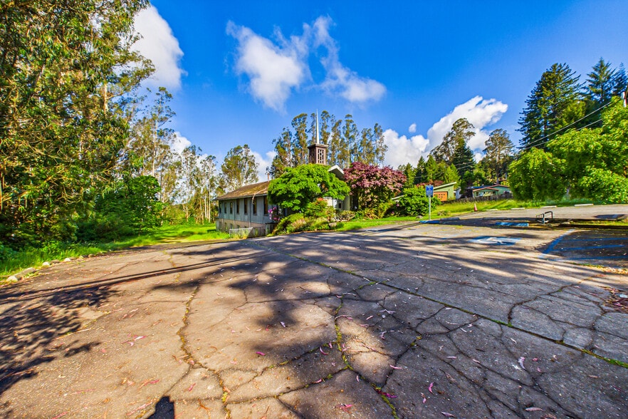 More Photos Of 555 Bayside Rd, Arcata Religious Facility For Sale