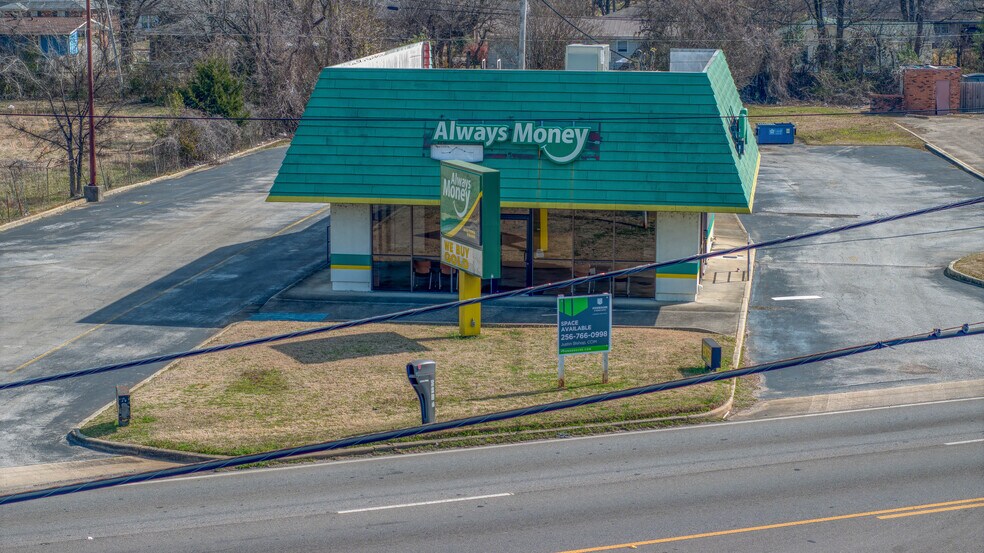More Photos Of 1716 6th Ave SE, Decatur Funeral Home For Sale