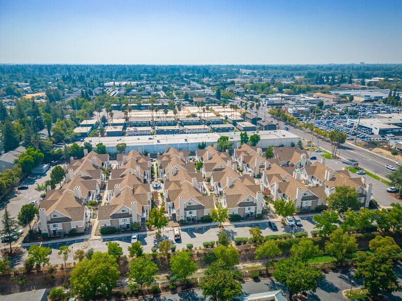 More Photos Of 1530 Howe Ave, Sacramento Hotel For Sale