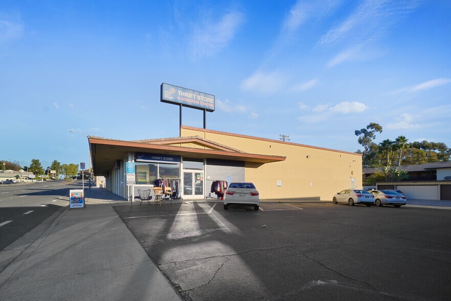 More Photos Of 2315-2325 Fletcher Pky, El Cajon Freestanding For Lease