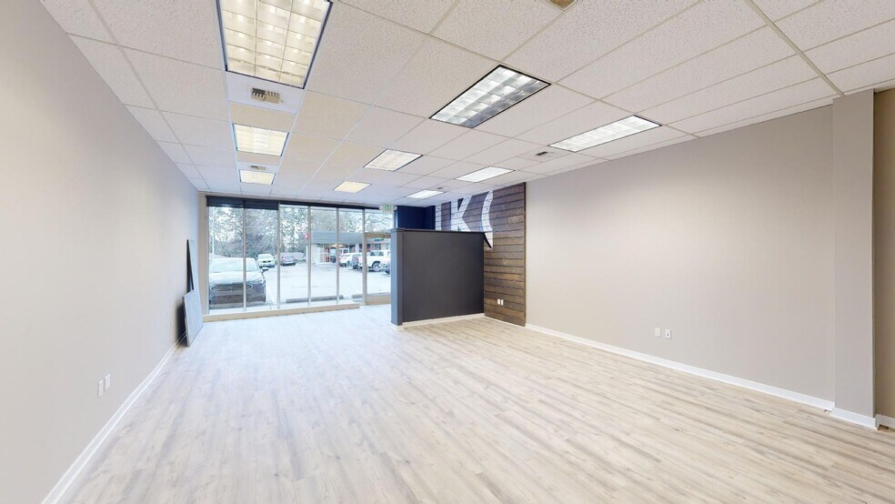 More Photos Of 13500 NE Bel Red Rd, Bellevue Freestanding For Lease