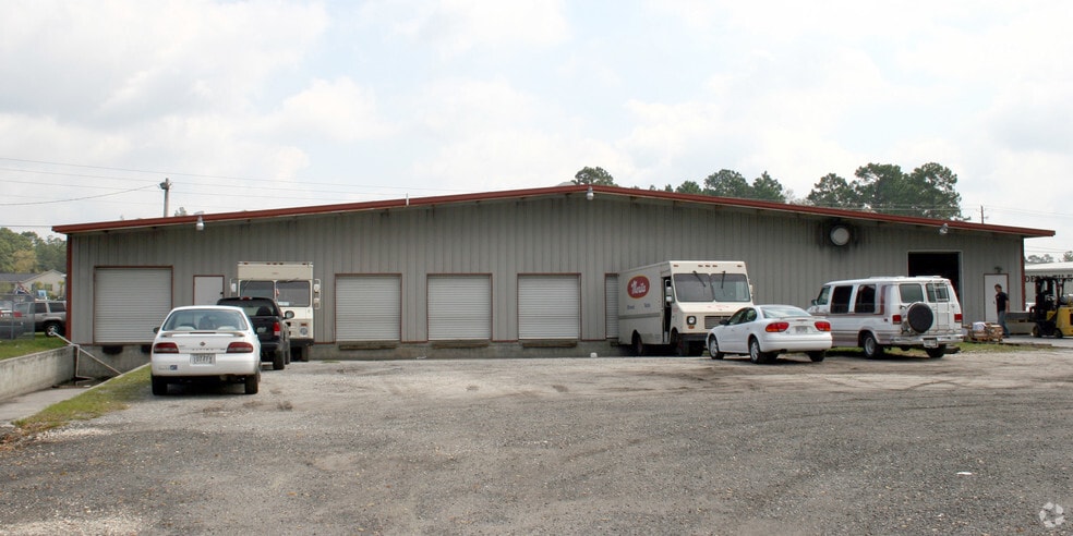 More Photos Of 3694-3698 Community Rd, Brunswick Storefront For Lease