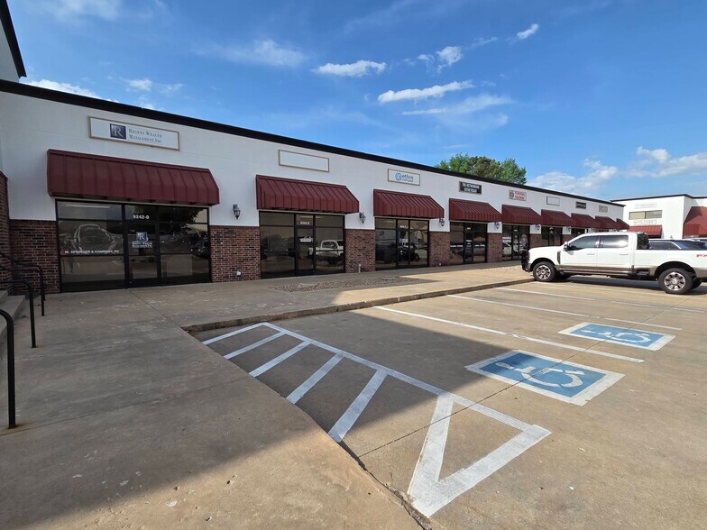 More Photos Of 9238-9242 S Sheridan Rd, Tulsa Unknown For Lease