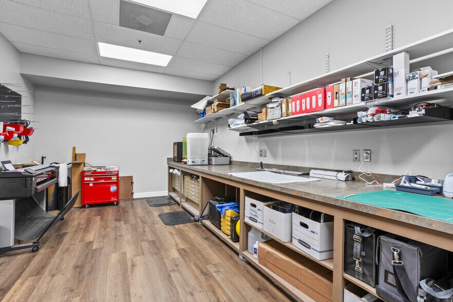 More Photos Of 206 Park Ct, Ridgeland Flex For Sale