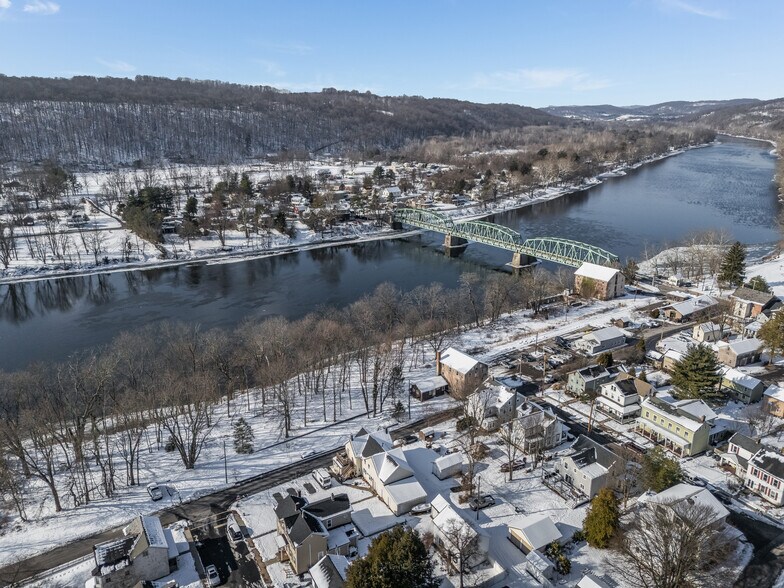 More Photos Of 10 Green St, Milford Specialty For Sale