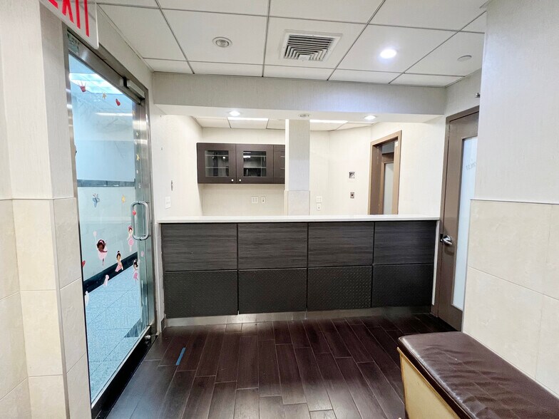 More Photos Of 128-138 Mott St, New York Medical For Lease