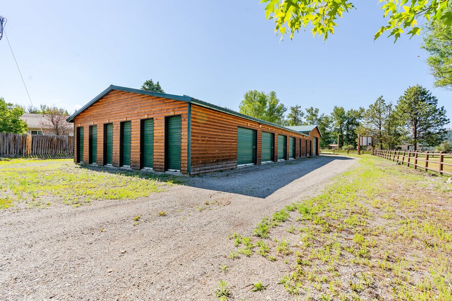 More Photos Of 8 W Curlew Lake Rd, Republic Self Storage For Sale