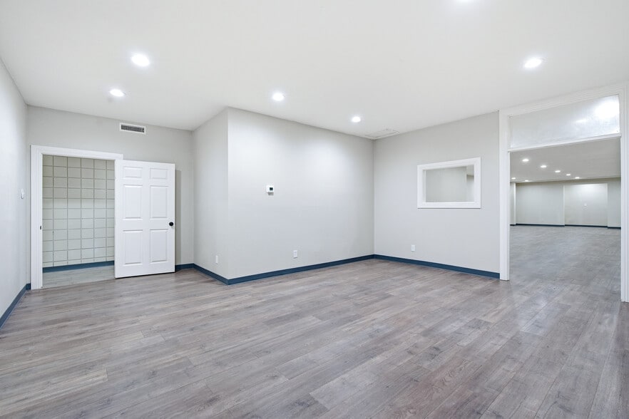 More Photos Of 247 E Highland Ave, San Bernardino Office Residential For Sale