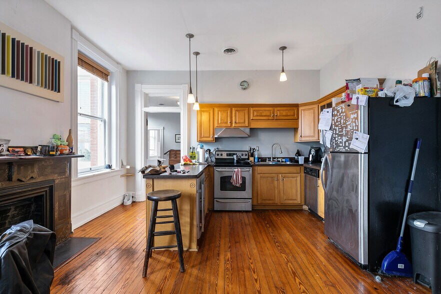 More Photos Of 2200 E Grace St, Richmond Apartments For Sale