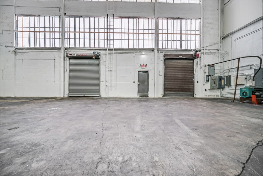 More Photos Of 799 E 73rd St, Cleveland Warehouse For Lease