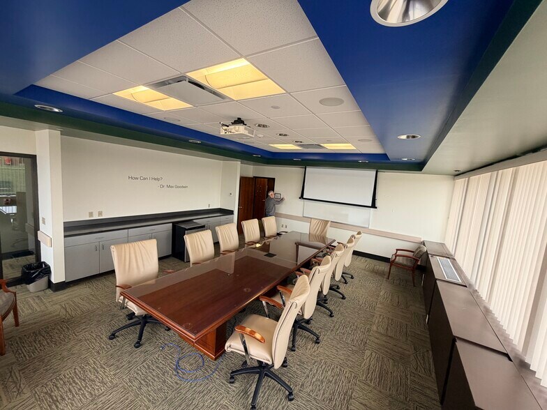 More Photos Of 110 John Scott Hwy, Steubenville Medical For Lease