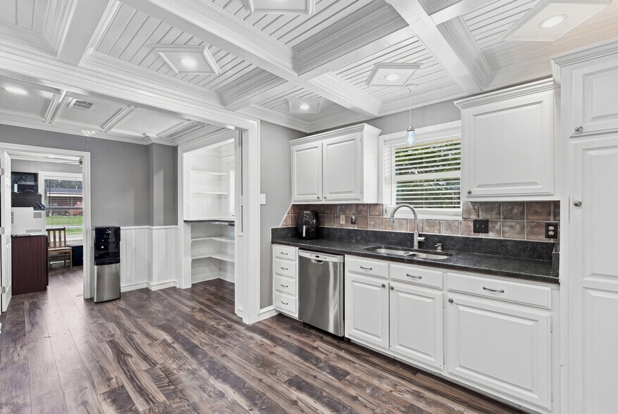 More Photos Of 2632 Howell Dr, Venus Land For Sale