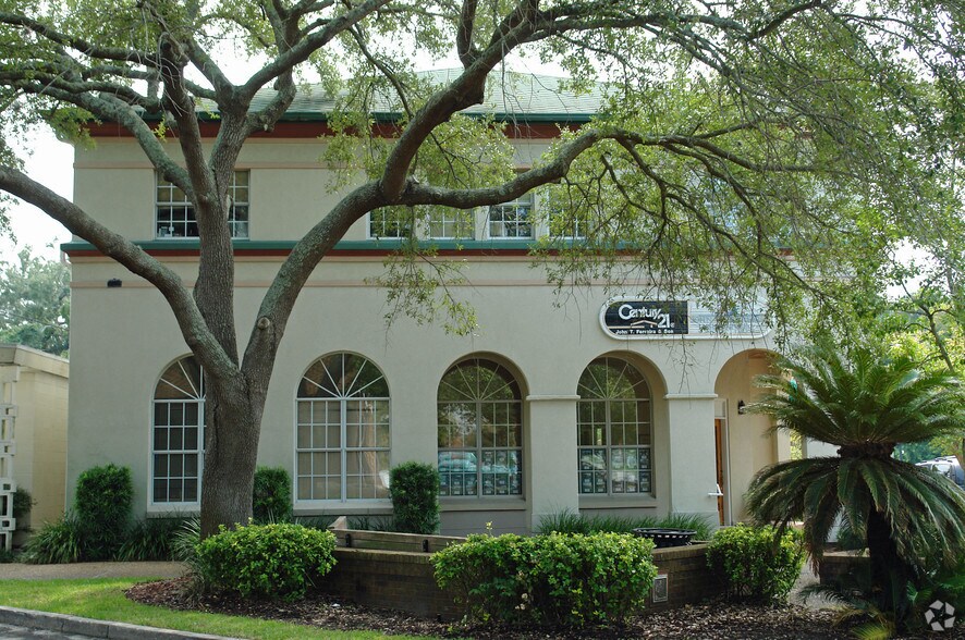 More Photos Of 500 Centre St, Fernandina Beach Office For Sale