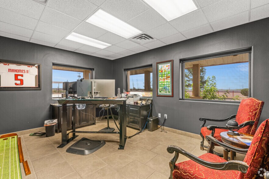 More Photos Of 7910 Interstate 20, Midland Service For Lease