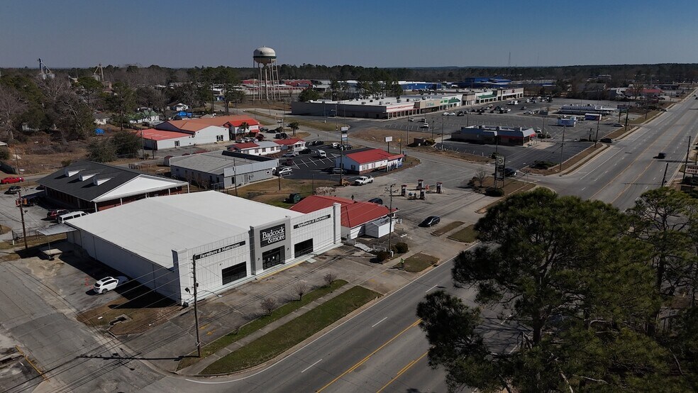 More Photos Of 435 S Main St, Swainsboro Freestanding For Sale