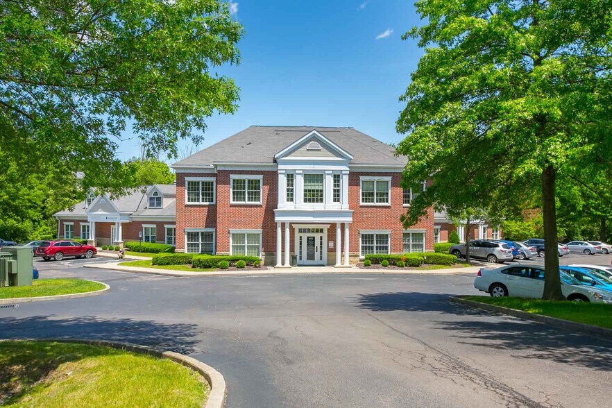 More Photos Of 807 E Washington St, Medina Office For Lease