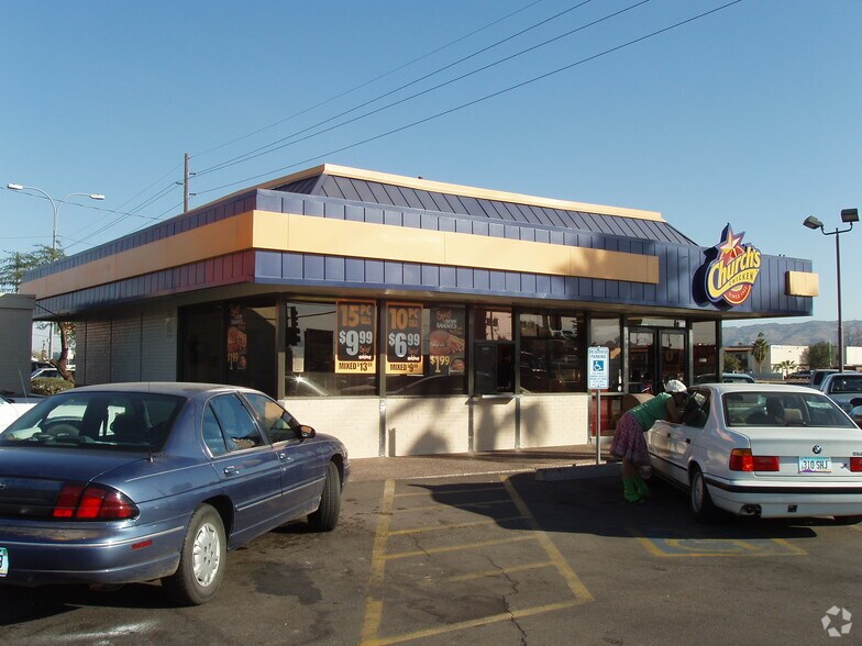 Primary Photo Of 4245 S Central Ave, Phoenix Fast Food For Lease