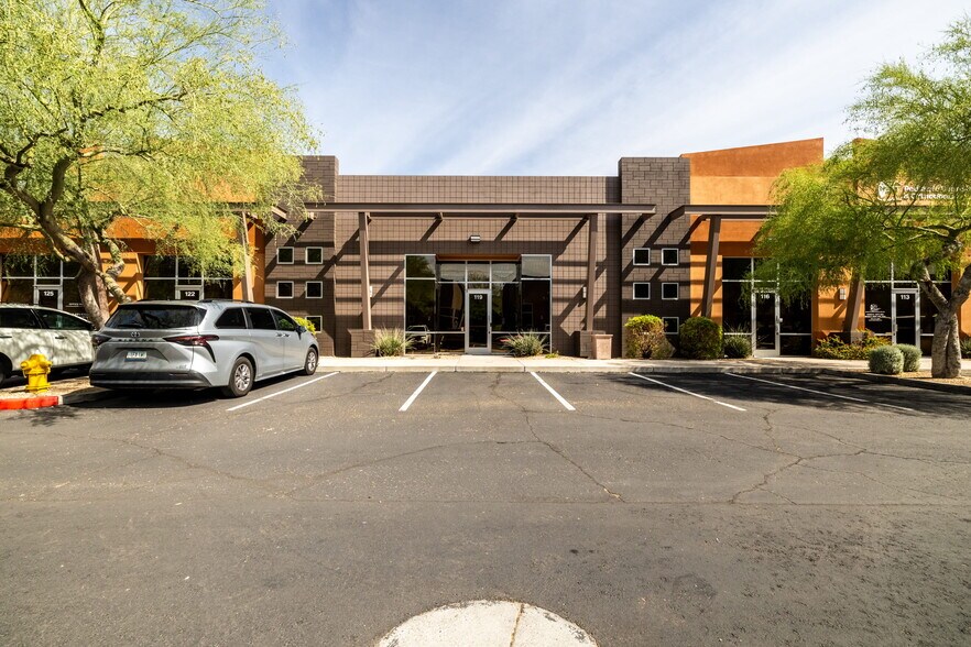 More Photos Of 2020 W Whispering Wind Dr, Phoenix Medical For Lease