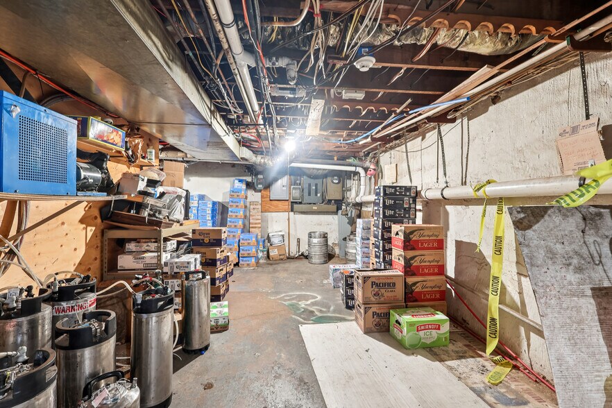 More Photos Of 1600 Hamilton Ave, Hamilton Storefront Retail Residential For Sale