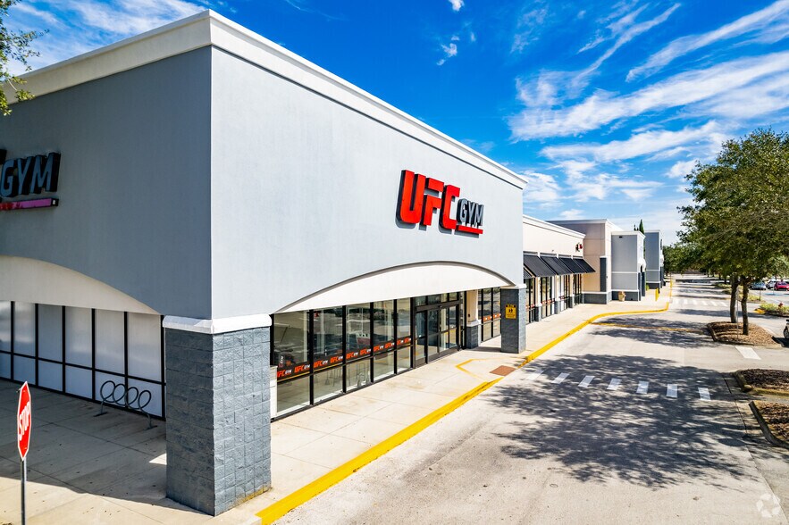 More Photos Of 7501-7649 W Colonial Dr, Orlando Unknown For Lease