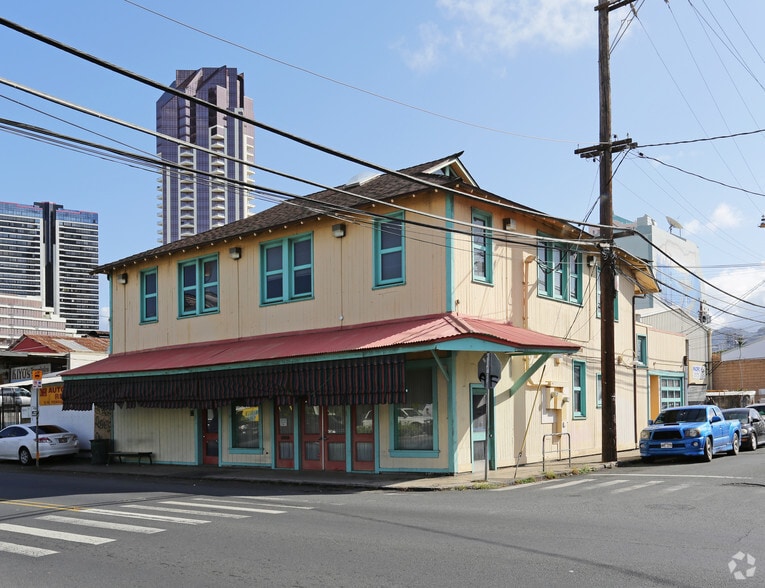 Primary Photo Of 894 Queen St, Honolulu Storefront Retail Office For Lease