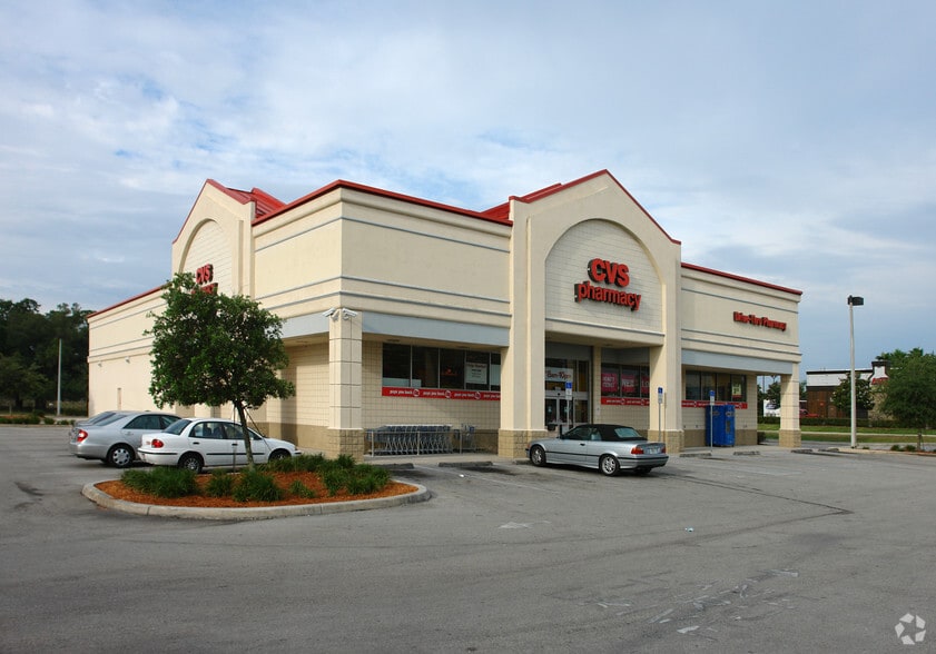 Primary Photo Of 4639 W 1st St, Sanford Drugstore For Sale