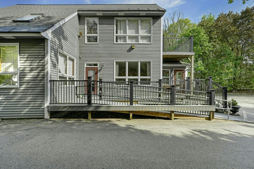 More Photos Of 74 N Main St, North Grafton Medical For Sale