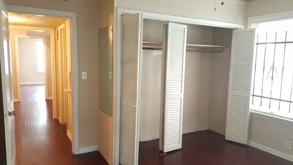 More Photos Of 519 W 23rd St, Jacksonville Apartments For Sale