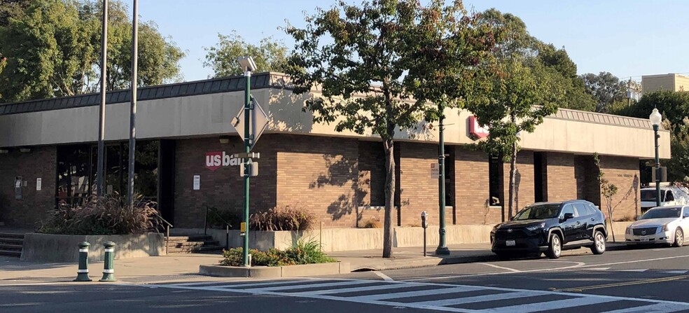 Primary Photo Of 1414 Webster St, Alameda Bank For Lease